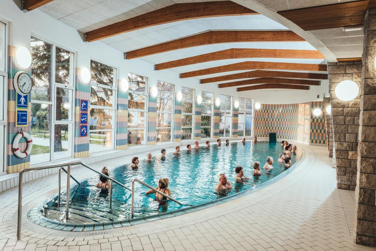 Hotel Delfin イゾラ エクステリア 写真
